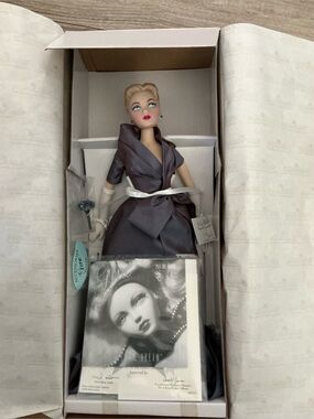 NIB Ashton Drake Mel Odom Pas De Deux Doll w/shipper & Papers